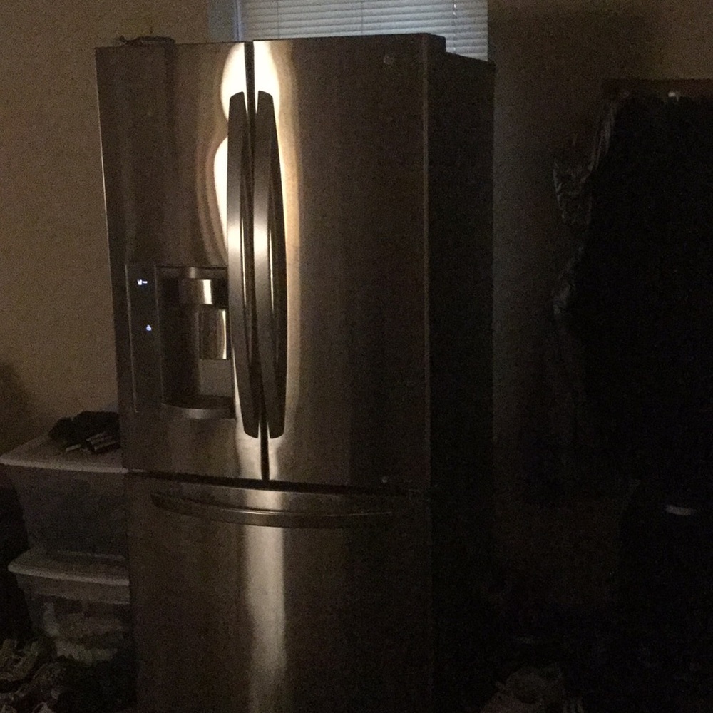 Refrigerator